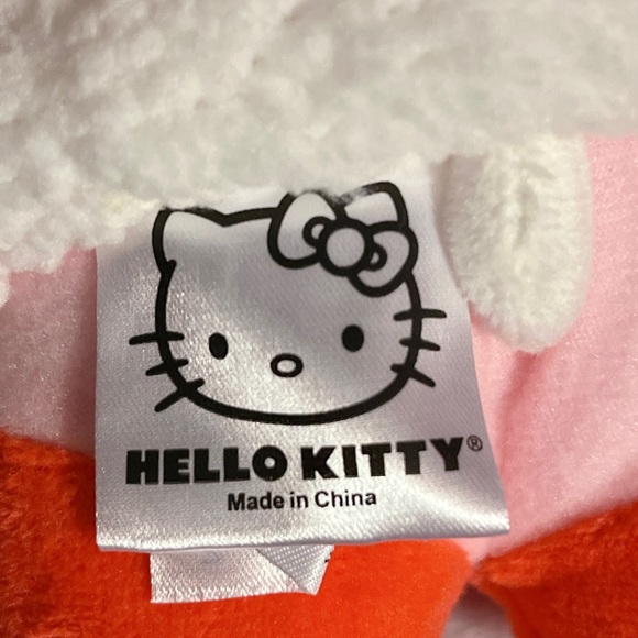 Hello Kitty Christmas Santa Claus Plush - Picture 5 of 10